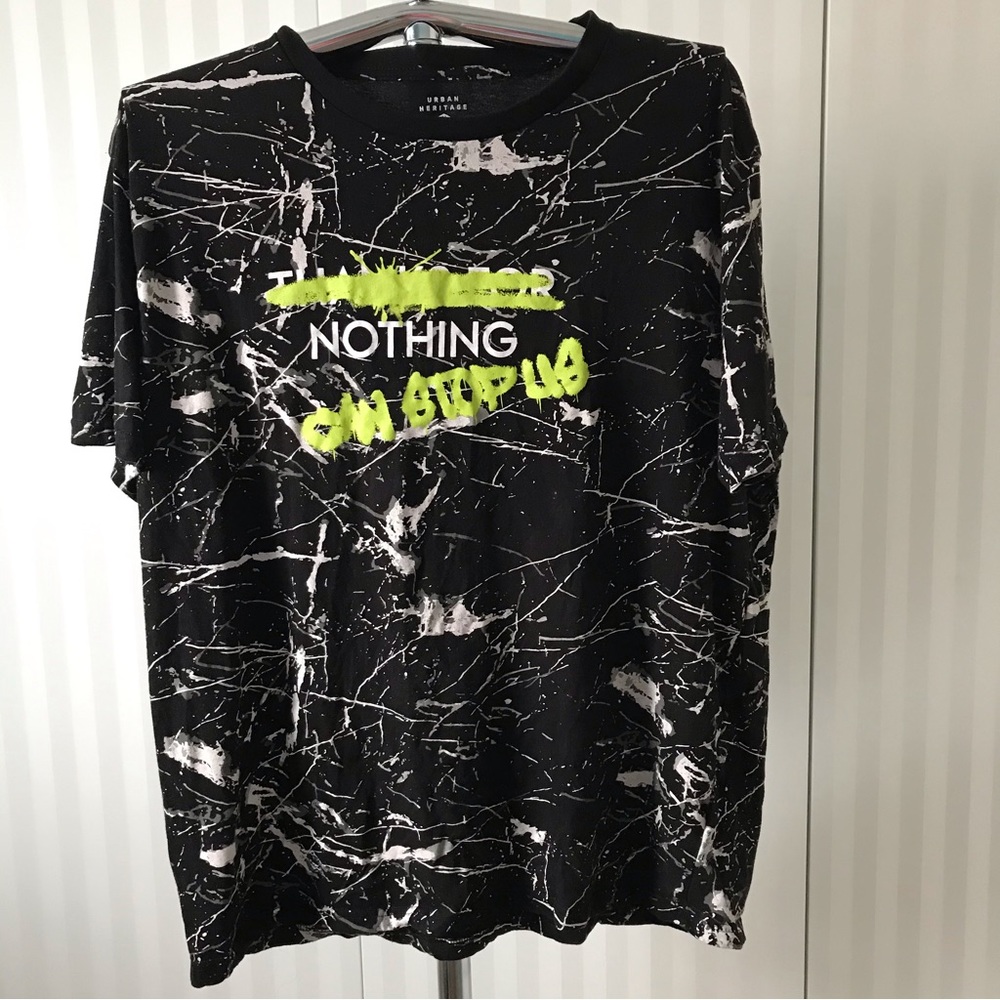 Urban Heritage black white splatter graffiti “Nothing Can Stop Us” men’s tee XL